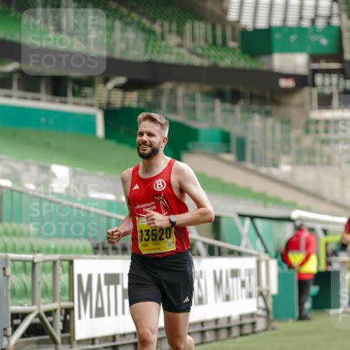 13.09.2026 - 21. swb-Marathon Bremen Michael Burmester http://msf.ph/oto/10432358 13.09.2026 10:23:42 Laufen im Stadion 10235, 10302, 10341, 10441, 10520, 10575, 10592, 10618, 10782, 10926, 10972, 11042, 11127, 11143, 11198, 11201, 11227, 11338, 11373, 11426, 11454, 11628, 11713, 11721, 11779, 11895, 11903, 12003, 12053, 12144, 12209, 12246, 12339, 12370, 12395, 12404, 12442, 12468, 12469, 12477, 12538, 13507, 13513, 13519, 13520, 13539, 13553, 13556, 13563, 13566, 13580, 13584, 13586, 13616, 13641, 13642, 10366, 10475, 11481, 13530, 13541 meine-sportfotos.de