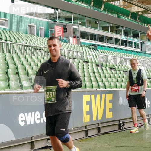 13.09.2026 - 21. swb-Marathon Bremen Michael Burmester http://msf.ph/oto/10432382 13.09.2026 13:29:38 Laufen im Stadion 171, 220, 297, 405, 422, 476, 685, 729, 754, 767, 986, 1079, 1217, 1242, 1270, 1298, 1325, 1384, 1615, 1633, 1634, 1741, 1777, 1810, 1811, 1886, 1983, 2238, 2249, 2263, 2326, 2365, 2436, 2449, 2472, 2546, 2574, 2593, 2615, 2738, 2740, 2743, 2830, 2862, 2868, 2869, 2871, 2924, 2991, 3020, 3053, 3061, 3129, 3154, 3227, 3238, 3274, 3286, 3321, 3361, 3563, 3589, 3594, 3595, 3605, 3678, 3694, 3755, 3758, 3798, 3826, 3853, 3898, 3929, 3953, 3965, 3971, 3987, 4011, 4056, 4108, 4238 meine-sportfotos.de