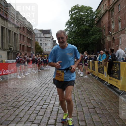 13.09.2026 - Kiel Lauf Yannick Fuchs http://msf.ph/oto/10432444 13.09.2026 11:22:15 Ziel 5953, 7755, 8014, 1305, 5917, 7737, 5953, 7755, 8014 meine-sportfotos.de