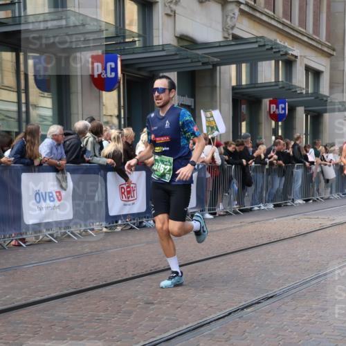 13.09.2026 - 21. swb-Marathon Bremen Strokosch-Dieckow http://msf.ph/oto/10432467 13.09.2026 13:12:03 Ziel 899, 1517, 2447, 2480, 3362, 3830, 4560, 5416, 5940, 6107, 6739, 7328, 7521, 8981, 13013, 493, 826, 863, 2444, 2447, 2820, 3336, 3703, 4283, 4368, 4651, 4698, 5521, 5585, 5893, 6668, 6739, 7621, 8996, 9398, 13055 meine-sportfotos.de