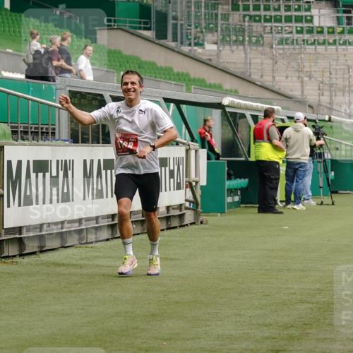 13.09.2026 - 21. swb-Marathon Bremen Michael Burmester http://msf.ph/oto/10432522 13.09.2026 12:30:06 Laufen im Stadion 314, 520, 547, 719, 858, 934, 959, 1168, 1214, 1453, 5212, 6485, 103, 206, 238, 322, 447, 841, 875, 968, 1187, 1840, 2032, 2044, 2143 meine-sportfotos.de