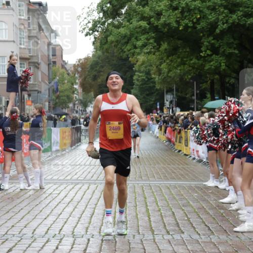 13.09.2026 - Kiel Lauf Yannick Fuchs http://msf.ph/oto/10432523 13.09.2026 11:22:45 Ziel 1305, 5917, 7737 meine-sportfotos.de