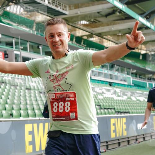 13.09.2026 - 21. swb-Marathon Bremen Michael Burmester http://msf.ph/oto/10432525 13.09.2026 13:29:45 Laufen im Stadion 171, 220, 297, 405, 422, 476, 685, 729, 754, 767, 986, 1079, 1217, 1242, 1270, 1298, 1325, 1384, 1615, 1633, 1634, 1741, 1777, 1810, 1811, 1886, 1983, 2238, 2242, 2249, 2263, 2326, 2365, 2436, 2449, 2472, 2546, 2574, 2593, 2615, 2738, 2740, 2743, 2830, 2862, 2868, 2869, 2871, 2924, 2991, 3020, 3053, 3061, 3129, 3154, 3227, 3238, 3274, 3286, 3321, 3361, 3563, 3594, 3595, 3605, 3678, 3694, 3755, 3758, 3798, 3826, 3853, 3898, 3929, 3953, 3965, 3971, 3987, 4011, 4056, 4108 meine-sportfotos.de