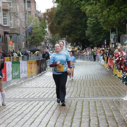 13.09.2026 - Kiel Lauf Yannick Fuchs http://msf.ph/oto/10432567 13.09.2026 11:22:52 Ziel 1305, 5917, 7737 meine-sportfotos.de