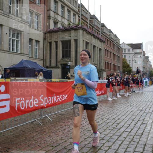 13.09.2026 - Kiel Lauf Yannick Fuchs http://msf.ph/oto/10432630 13.09.2026 11:23:07 Ziel 7737, 1305, 5917, 7737 meine-sportfotos.de