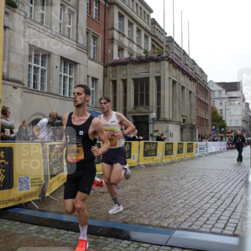 13.09.2026 - Kiel Lauf Yannick Fuchs http://msf.ph/oto/10432679 13.09.2026 11:23:38 Ziel 11523 meine-sportfotos.de