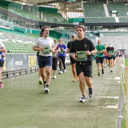 13.09.2026 - 21. swb-Marathon Bremen Michael Burmester http://msf.ph/oto/10432688 13.09.2026 13:29:51 Laufen im Stadion 171, 220, 297, 405, 422, 476, 685, 729, 754, 767, 986, 1079, 1217, 1242, 1270, 1298, 1325, 1384, 1615, 1633, 1634, 1741, 1777, 1810, 1811, 1886, 1983, 2238, 2242, 2249, 2263, 2326, 2365, 2436, 2449, 2472, 2546, 2593, 2615, 2738, 2740, 2743, 2830, 2862, 2868, 2869, 2871, 2924, 2991, 2994, 3020, 3053, 3061, 3129, 3154, 3227, 3238, 3274, 3286, 3321, 3361, 3563, 3594, 3595, 3605, 3678, 3694, 3755, 3758, 3798, 3853, 3876, 3898, 3929, 3953, 3965, 3971, 3987, 4011, 4056 meine-sportfotos.de