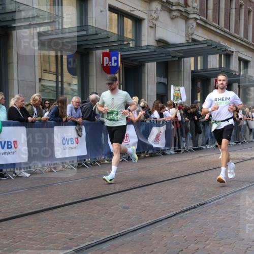 13.09.2026 - 21. swb-Marathon Bremen Strokosch-Dieckow http://msf.ph/oto/10432738 13.09.2026 13:12:20 Ziel 899, 1517, 2350, 2362, 2480, 3054, 3988, 4560, 4605, 4879, 5416, 6796, 8029, 9775, 9803, 13106, 493, 899, 2444, 2447, 2820, 3336, 3362, 3703, 3830, 4283, 5940, 6107, 6739, 7328, 7521, 7621, 8981, 13013 meine-sportfotos.de