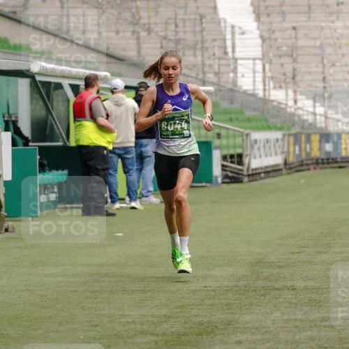 13.09.2026 - 21. swb-Marathon Bremen Michael Burmester http://msf.ph/oto/10432773 13.09.2026 12:30:51 Laufen im Stadion 314, 417, 520, 573, 1168, 1214, 1357, 1453, 1639, 4474, 5212, 6485, 6507, 8285, 103, 206, 238, 322, 358, 420, 553, 574, 841, 875, 1161, 1253, 1256, 1352, 1525, 1724, 1783, 1917, 2032, 3662, 4264 meine-sportfotos.de