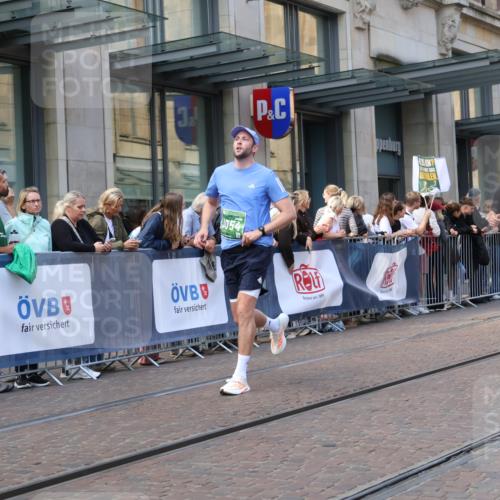 13.09.2026 - 21. swb-Marathon Bremen Strokosch-Dieckow http://msf.ph/oto/10432801 13.09.2026 13:12:21 Ziel 1517, 2350, 2362, 2480, 3054, 3988, 4560, 4605, 4879, 5416, 6796, 8029, 9775, 9803, 13106, 493, 899, 2447, 2820, 3336, 3362, 3703, 3830, 4283, 5940, 6107, 6739, 7328, 7521, 7621, 8981, 13013 meine-sportfotos.de