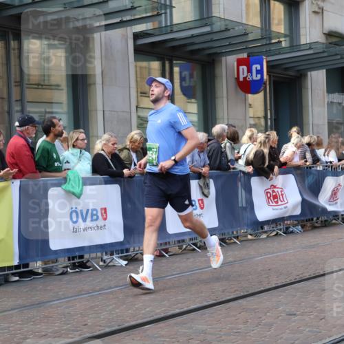 13.09.2026 - 21. swb-Marathon Bremen Strokosch-Dieckow http://msf.ph/oto/10432814 13.09.2026 13:12:22 Ziel 1513, 1517, 2350, 2362, 2480, 3054, 3988, 4560, 4605, 4879, 5416, 6796, 8029, 9775, 9803, 13106, 493, 899, 2447, 2820, 3336, 3362, 3703, 3830, 4283, 5940, 6107, 6739, 7328, 7521, 7621, 8981, 13013 meine-sportfotos.de