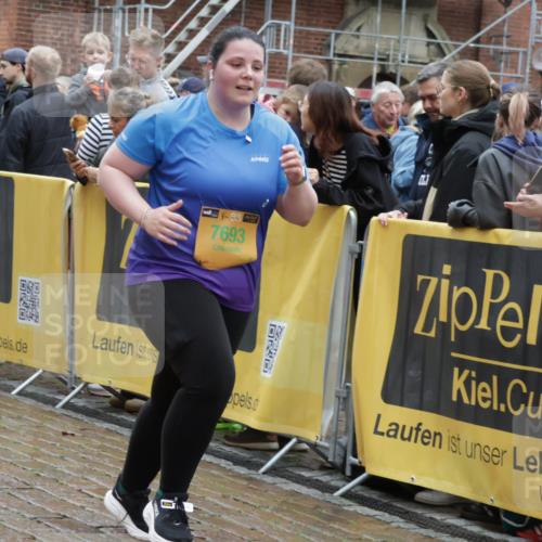 13.09.2026 - Kiel Lauf Yannick Fuchs http://msf.ph/oto/10432823 13.09.2026 11:24:48 Ziel 1723, 7693, 2032, 7693 meine-sportfotos.de