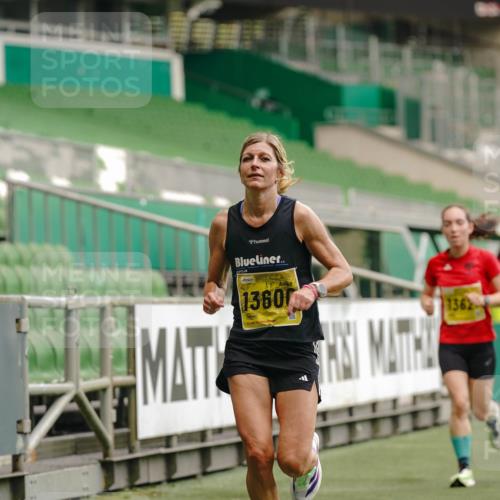 13.09.2026 - 21. swb-Marathon Bremen Michael Burmester http://msf.ph/oto/10432856 13.09.2026 10:24:09 Laufen im Stadion 10235, 10328, 10337, 10341, 10520, 10575, 10592, 10593, 10618, 10632, 10775, 10782, 10972, 11042, 11127, 11143, 11198, 11201, 11227, 11373, 11375, 11426, 11442, 11527, 11607, 11628, 11630, 11632, 11704, 11713, 11721, 11779, 11826, 11895, 11903, 12053, 12144, 12209, 12246, 12281, 12339, 12395, 12404, 12406, 12426, 12442, 12468, 12469, 12477, 12525, 13513, 13520, 13556, 13563, 13566, 13580, 13585, 13586, 13616, 13642 meine-sportfotos.de
