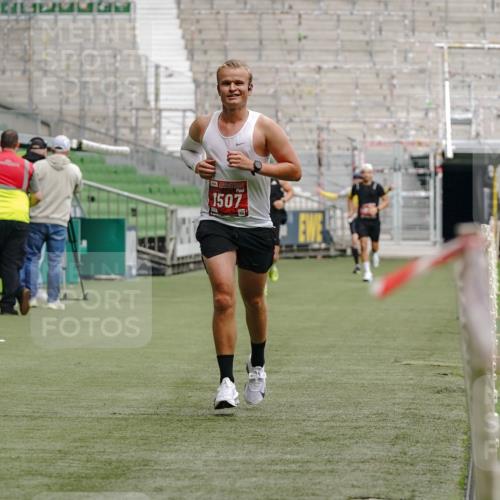 13.09.2026 - 21. swb-Marathon Bremen Michael Burmester http://msf.ph/oto/10432916 13.09.2026 12:31:39 Laufen im Stadion 417, 482, 573, 668, 943, 1020, 1126, 1168, 1214, 1357, 1507, 1639, 2100, 4474, 5212, 6485, 6507, 8044, 8285, 103, 358, 420, 553, 574, 649, 719, 959, 1161, 1253, 1256, 1352, 1391, 1428, 1525, 1724, 1783, 1917, 2032, 3662, 4264 meine-sportfotos.de