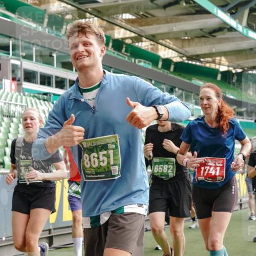 13.09.2026 - 21. swb-Marathon Bremen Michael Burmester http://msf.ph/oto/10432949 13.09.2026 13:30:02 Laufen im Stadion 171, 297, 405, 422, 476, 639, 685, 729, 754, 767, 806, 986, 1079, 1217, 1242, 1270, 1384, 1615, 1633, 1634, 1777, 1810, 1811, 1886, 1983, 2216, 2238, 2242, 2249, 2263, 2326, 2436, 2449, 2546, 2593, 2615, 2637, 2719, 2738, 2740, 2830, 2862, 2868, 2869, 2871, 2918, 2924, 2991, 2994, 3020, 3053, 3101, 3129, 3227, 3238, 3274, 3286, 3321, 3361, 3563, 3594, 3595, 3605, 3678, 3755, 3758, 3798, 3876, 3898, 3929, 3953, 3965, 3971, 3987, 4011, 4056 meine-sportfotos.de