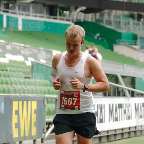 13.09.2026 - 21. swb-Marathon Bremen Michael Burmester http://msf.ph/oto/10432953 13.09.2026 12:31:43 Laufen im Stadion 417, 482, 573, 668, 943, 1020, 1126, 1168, 1214, 1357, 1507, 1639, 2100, 4474, 5212, 6485, 6507, 8044, 8285, 103, 358, 420, 553, 574, 649, 719, 959, 1161, 1253, 1256, 1352, 1391, 1428, 1525, 1724, 1783, 1917, 2032, 3662, 4264 meine-sportfotos.de