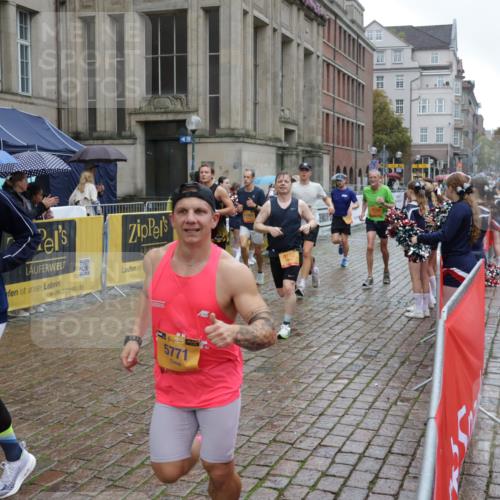 13.09.2026 - Kiel Lauf Yannick Fuchs http://msf.ph/oto/10432955 13.09.2026 11:41:27 Ziel 2430, 3629, 5774, 6895, 7247 meine-sportfotos.de