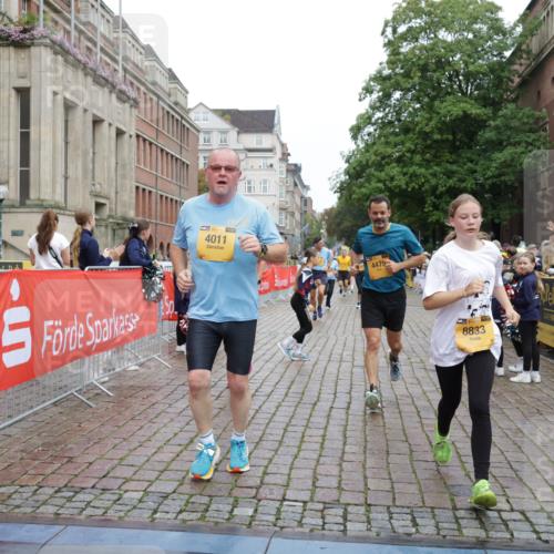 13.09.2026 - Kiel Lauf Yannick Fuchs http://msf.ph/oto/10432957 13.09.2026 09:47:40 Ziel 390, 466, 591, 3373, 4011, 4400, 4479, 4480, 4952, 5517, 6696, 7767, 8503, 8540, 8777, 8833, 9528, 9697, 10789, 544, 1235, 1324, 2587, 2870, 3192, 3629, 5167, 6072, 6575, 6639, 7461, 8231, 8524, 8540, 8777, 9091, 9634, 9936, 10076, 10224, 10555, 10742, 10744, 11862, 11964, 12635, 122, 218, 1743, 2241, 2755, 3735, 3812, 4103, 4225, 4288, 4365, 4460, 4710, 5215, 6078, 6809, 6942, 7258, 8096, 10823, 11396, 11654, 12007, 12099, 12167, 12393, 2759 meine-sportfotos.de