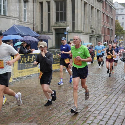 13.09.2026 - Kiel Lauf Yannick Fuchs http://msf.ph/oto/10432977 13.09.2026 11:41:30 Ziel 2430, 3629, 5774, 6895, 7247 meine-sportfotos.de