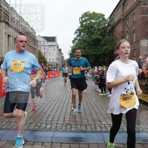 13.09.2026 - Kiel Lauf Yannick Fuchs http://msf.ph/oto/10432979 13.09.2026 09:47:40 Ziel 390, 466, 591, 3373, 4011, 4400, 4479, 4480, 4952, 5517, 6696, 7767, 8503, 8540, 8777, 8833, 9528, 9697, 10789, 544, 1235, 1324, 2587, 2870, 3192, 3629, 5167, 6072, 6575, 6639, 7461, 8231, 8524, 8540, 8777, 9091, 9634, 9936, 10076, 10224, 10555, 10742, 10744, 11862, 11964, 12635, 122, 218, 1743, 2241, 2755, 3735, 3812, 4103, 4225, 4288, 4365, 4460, 4710, 5215, 6078, 6809, 6942, 7258, 8096, 10823, 11396, 11654, 12007, 12099, 12167, 12393, 2759 meine-sportfotos.de