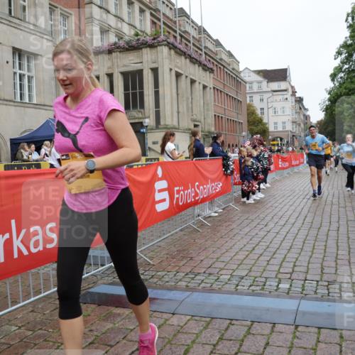 13.09.2026 - Kiel Lauf Yannick Fuchs http://msf.ph/oto/10433004 13.09.2026 09:47:42 Ziel 390, 466, 3373, 3735, 4011, 4103, 4400, 4479, 4480, 4952, 5517, 6078, 6696, 7767, 8503, 8833, 9528, 9697, 10789, 12099, 544, 591, 1235, 1324, 2587, 2870, 3192, 3629, 5167, 5517, 6072, 6575, 6639, 6696, 7461, 8231, 8524, 8540, 8777, 9091, 9634, 9936, 10076, 10224, 10555, 10742, 10744, 10789, 11862, 11964, 12635, 122, 218, 1713, 1743, 2241, 2755, 3812, 4225, 4288, 4365, 4460, 4710, 5215, 6809, 6942, 7258, 8096, 9694, 10823, 11396, 11654, 12007, 12167, 12393, 7461 meine-sportfotos.de