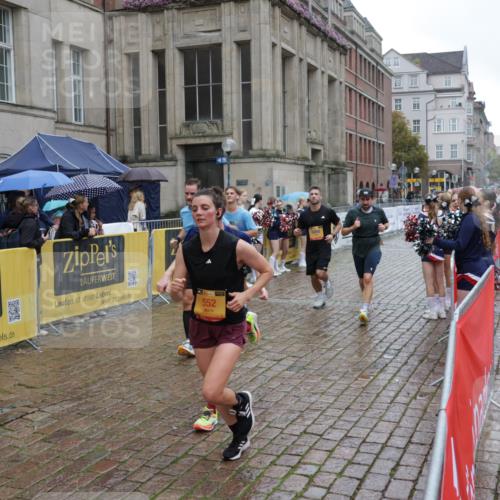 13.09.2026 - Kiel Lauf Yannick Fuchs http://msf.ph/oto/10433006 13.09.2026 11:41:32 Ziel 2430, 3629, 5774, 6895, 7247 meine-sportfotos.de