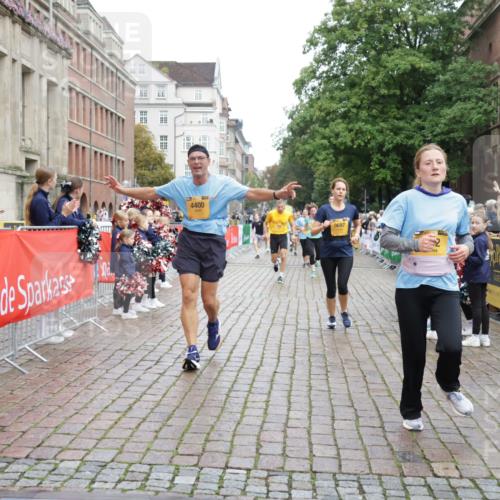 13.09.2026 - Kiel Lauf Yannick Fuchs http://msf.ph/oto/10433020 13.09.2026 09:47:43 Ziel 390, 466, 3373, 3735, 4011, 4103, 4365, 4400, 4460, 4479, 4480, 4952, 6078, 7767, 8096, 8503, 8833, 9528, 9697, 11654, 12099, 544, 591, 1235, 1324, 2587, 2870, 3192, 3629, 4480, 5167, 5517, 6072, 6575, 6639, 6696, 7461, 8231, 8524, 8540, 8777, 9091, 9634, 9936, 10076, 10224, 10555, 10789, 11862, 11964, 12635, 122, 218, 366, 1713, 1743, 2241, 2755, 3812, 4225, 4288, 4710, 5215, 6242, 6809, 6942, 7258, 9694, 10823, 11396, 12007, 12167, 12393, 7461, 9091 meine-sportfotos.de