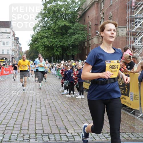 13.09.2026 - Kiel Lauf Yannick Fuchs http://msf.ph/oto/10433068 13.09.2026 09:47:46 Ziel 390, 466, 1743, 3373, 3735, 4011, 4103, 4365, 4400, 4460, 4479, 4952, 6078, 7767, 8096, 8833, 9528, 9697, 11396, 11654, 12099, 544, 591, 1235, 1324, 2587, 2870, 3192, 3373, 3629, 4480, 5167, 5517, 6072, 6575, 6639, 6696, 7767, 8231, 8503, 8524, 8540, 8777, 9091, 9634, 9936, 10076, 10555, 10789, 12635, 122, 218, 366, 1227, 1713, 2241, 2755, 3812, 4225, 4288, 4467, 4710, 5215, 6242, 6809, 6942, 7258, 9694, 10823, 12007, 12167, 12393, 1235, 2587, 5167, 7461, 8524, 9091, 10076 meine-sportfotos.de