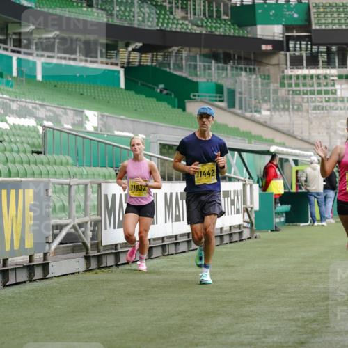 13.09.2026 - 21. swb-Marathon Bremen Michael Burmester http://msf.ph/oto/10433144 13.09.2026 10:24:21 Laufen im Stadion 10235, 10328, 10337, 10341, 10358, 10456, 10520, 10575, 10592, 10593, 10618, 10632, 10775, 10782, 10816, 10972, 11042, 11127, 11143, 11198, 11201, 11227, 11265, 11373, 11375, 11426, 11442, 11468, 11527, 11607, 11615, 11628, 11630, 11632, 11704, 11713, 11721, 11758, 11779, 11826, 11895, 11903, 11948, 12053, 12144, 12209, 12246, 12281, 12339, 12395, 12404, 12406, 12426, 12442, 12468, 12469, 12477, 12525, 13520, 13556, 13563, 13566, 13580, 13585, 13586, 13642 meine-sportfotos.de