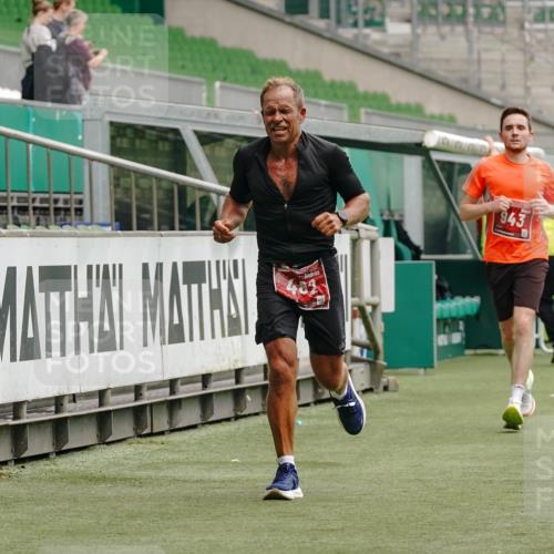 13.09.2026 - 21. swb-Marathon Bremen Michael Burmester http://msf.ph/oto/10433157 13.09.2026 12:32:09 Laufen im Stadion 417, 482, 573, 668, 943, 1020, 1126, 1357, 1507, 1606, 1629, 1639, 2100, 4474, 6507, 8044, 8285, 358, 420, 520, 547, 553, 574, 649, 719, 858, 934, 959, 1161, 1253, 1256, 1352, 1391, 1428, 1525, 1724, 1783, 1917, 3662, 4264 meine-sportfotos.de