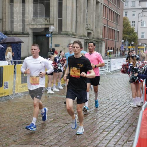 13.09.2026 - Kiel Lauf Yannick Fuchs http://msf.ph/oto/10433170 13.09.2026 11:41:56 Ziel 2430, 3629, 5774, 6895, 7247 meine-sportfotos.de