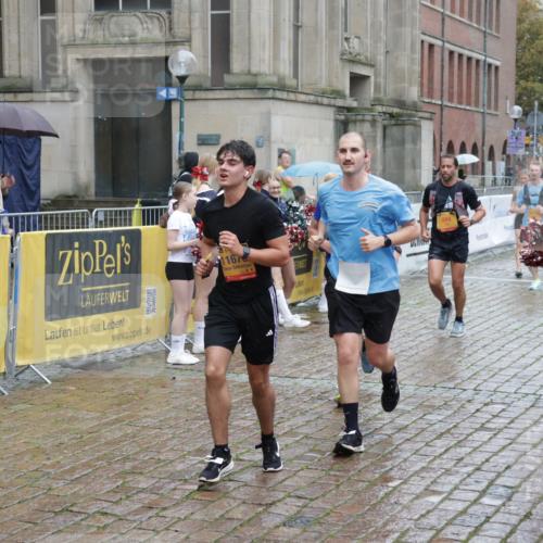 13.09.2026 - Kiel Lauf Yannick Fuchs http://msf.ph/oto/10433184 13.09.2026 11:42:00 Ziel 2430, 3629, 5774, 6895, 7247 meine-sportfotos.de