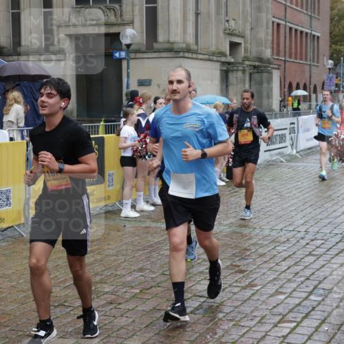 13.09.2026 - Kiel Lauf Yannick Fuchs http://msf.ph/oto/10433191 13.09.2026 11:42:00 Ziel 2430, 3629, 5774, 6895, 7247 meine-sportfotos.de