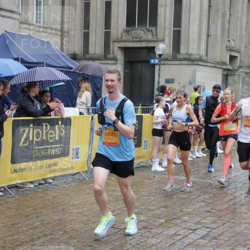 13.09.2026 - Kiel Lauf Yannick Fuchs http://msf.ph/oto/10433204 13.09.2026 11:42:04 Ziel 2430, 3629, 5774, 6895, 7247 meine-sportfotos.de