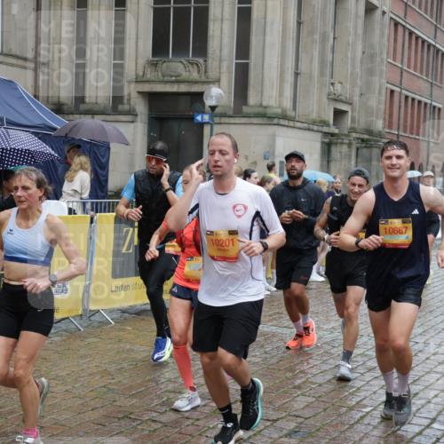 13.09.2026 - Kiel Lauf Yannick Fuchs http://msf.ph/oto/10433213 13.09.2026 11:42:05 Ziel 2430, 3629, 5774, 6895, 7247 meine-sportfotos.de