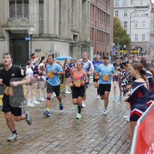 13.09.2026 - Kiel Lauf Yannick Fuchs http://msf.ph/oto/10433235 13.09.2026 11:42:09 Ziel 2430, 3629, 5774, 6895, 7247 meine-sportfotos.de