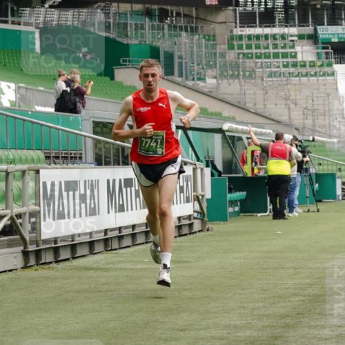 13.09.2026 - 21. swb-Marathon Bremen Michael Burmester http://msf.ph/oto/10433264 13.09.2026 12:32:21 Laufen im Stadion 417, 482, 573, 668, 943, 1020, 1126, 1357, 1507, 1606, 1629, 1639, 2100, 4474, 6507, 8044, 8285, 314, 358, 520, 547, 553, 574, 649, 719, 858, 934, 959, 1161, 1253, 1256, 1391, 1428, 1525, 1724, 1783, 1917, 3662, 4264 meine-sportfotos.de