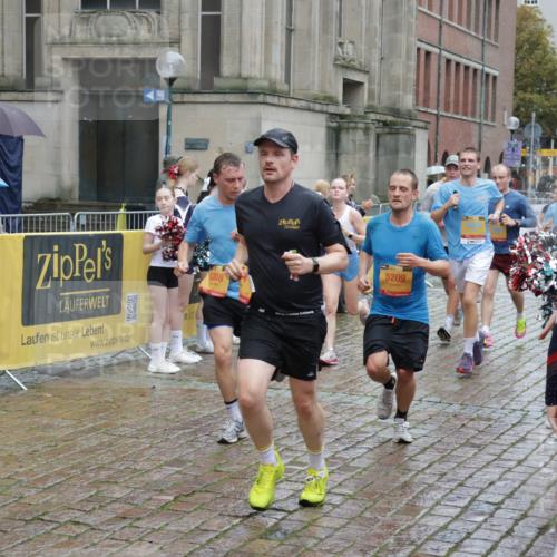 13.09.2026 - Kiel Lauf Yannick Fuchs http://msf.ph/oto/10433291 13.09.2026 11:42:28 Ziel 2430, 3629, 5774, 6895, 7247 meine-sportfotos.de