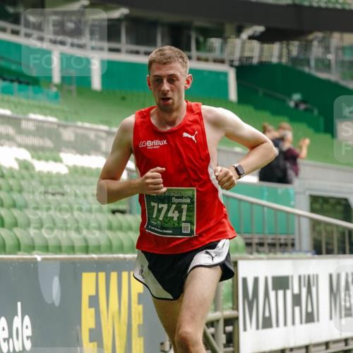 13.09.2026 - 21. swb-Marathon Bremen Michael Burmester http://msf.ph/oto/10433300 13.09.2026 12:32:23 Laufen im Stadion 417, 482, 573, 668, 943, 1020, 1126, 1507, 1606, 1629, 2100, 4474, 6507, 8044, 8285, 314, 358, 520, 547, 553, 574, 649, 719, 858, 934, 959, 1161, 1253, 1256, 1391, 1428, 1525, 1724, 1783, 1917, 3662, 4264 meine-sportfotos.de