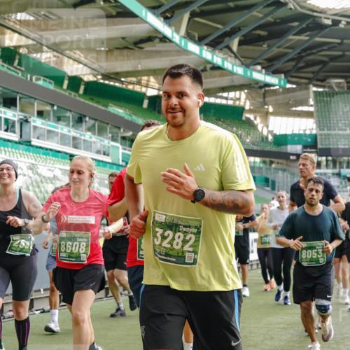 13.09.2026 - 21. swb-Marathon Bremen Michael Burmester http://msf.ph/oto/10433372 13.09.2026 13:30:24 Laufen im Stadion 122, 171, 224, 297, 405, 422, 476, 639, 685, 729, 754, 767, 806, 986, 1114, 1217, 1242, 1270, 1384, 1529, 1615, 1633, 1634, 1775, 1810, 1811, 1886, 1983, 2216, 2238, 2242, 2249, 2263, 2326, 2368, 2372, 2436, 2449, 2546, 2615, 2629, 2637, 2643, 2677, 2719, 2738, 2740, 2830, 2862, 2869, 2871, 2877, 2918, 2994, 3020, 3053, 3094, 3101, 3129, 3227, 3238, 3274, 3286, 3361, 3401, 3563, 3594, 3605, 3755, 3758, 3873, 3876, 3898, 3929, 3953, 3965, 3971, 4011, 4056 meine-sportfotos.de