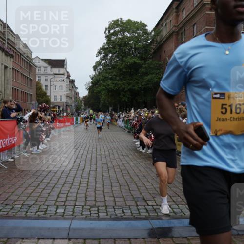 13.09.2026 - Kiel Lauf Yannick Fuchs http://msf.ph/oto/10433449 13.09.2026 09:47:17 Ziel 1235, 1324, 2587, 5167, 6575, 7461, 8231, 8524, 9091, 10076, 10224, 10555, 10742, 10744, 11862, 11964, 12635, 1402, 2527, 2718, 2759, 2779, 3808, 4087, 4238, 4940, 5217, 5351, 6074, 6207, 6638, 7190, 7213, 7446, 7731, 7921, 8409, 8887, 8994, 9141, 9385, 10009, 10301, 10322, 10731, 10742, 10744, 12622, 12725, 466, 544, 591, 2870, 3192, 3373, 3629, 4011, 4480, 5517, 6072, 6639, 6696, 7767, 8503, 8540, 8777, 8833, 9634, 9936, 10789, 288, 2527, 3033, 3035, 4906, 6048 meine-sportfotos.de