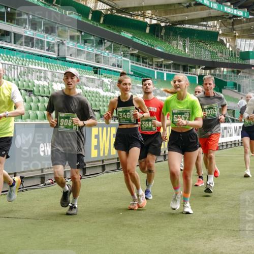 13.09.2026 - 21. swb-Marathon Bremen Michael Burmester http://msf.ph/oto/10433464 13.09.2026 13:04:57 Laufen im Stadion 178, 209, 210, 244, 323, 394, 488, 534, 536, 565, 647, 725, 881, 891, 900, 1073, 1239, 1243, 1307, 1308, 1343, 1373, 1380, 1456, 1479, 1627, 1649, 1653, 1656, 1687, 1771, 1780, 1914, 1932, 1941, 2023, 2089, 2126, 2223, 2241, 2265, 2301, 2369, 2430, 2452, 2602, 2723, 2742, 2764, 2851, 2867, 2872, 2891, 2910, 2919, 2957, 2959, 2977, 2985, 3028, 3030, 3217, 3278, 3320, 3343, 3402, 3419, 3425, 3444, 3454, 3485, 3521, 3579, 3618, 3796, 3909, 242 meine-sportfotos.de