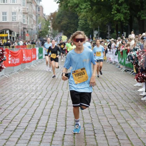 13.09.2026 - Kiel Lauf Yannick Fuchs http://msf.ph/oto/10433476 13.09.2026 09:47:20 Ziel 544, 1235, 1324, 2587, 2870, 5167, 6575, 8231, 8524, 9091, 10076, 10555, 11964, 12635, 1402, 2718, 2759, 2779, 3808, 4087, 4238, 4940, 5217, 5351, 6074, 6207, 6638, 7190, 7213, 7446, 7461, 7731, 7921, 8409, 9141, 9385, 10009, 10224, 10301, 10322, 10731, 10742, 10744, 11862, 11964, 12622, 12725, 466, 591, 3192, 3373, 3629, 4011, 4479, 4480, 5517, 6072, 6639, 6696, 7767, 8503, 8540, 8777, 8833, 9528, 9634, 9936, 10789, 2527, 3808, 4906, 6048, 7190, 7446 meine-sportfotos.de