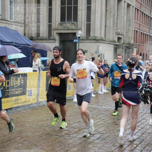 13.09.2026 - Kiel Lauf Yannick Fuchs http://msf.ph/oto/10433479 13.09.2026 11:42:50 Ziel 9569 meine-sportfotos.de