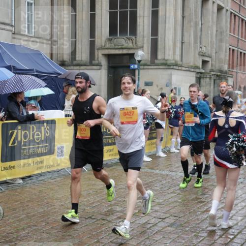13.09.2026 - Kiel Lauf Yannick Fuchs http://msf.ph/oto/10433482 13.09.2026 11:42:50 Ziel 9569 meine-sportfotos.de