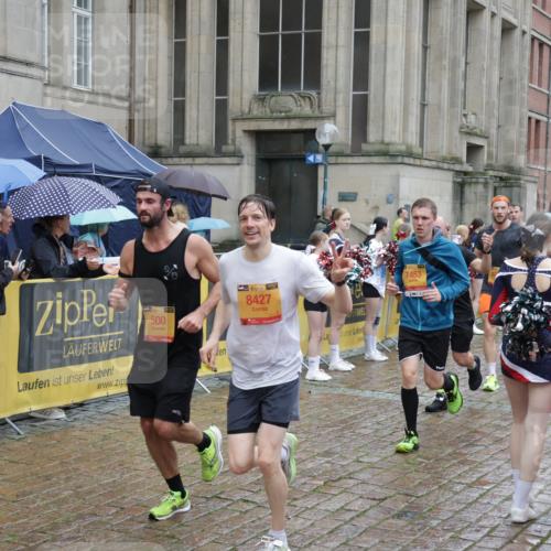 13.09.2026 - Kiel Lauf Yannick Fuchs http://msf.ph/oto/10433493 13.09.2026 11:42:51 Ziel 9569 meine-sportfotos.de