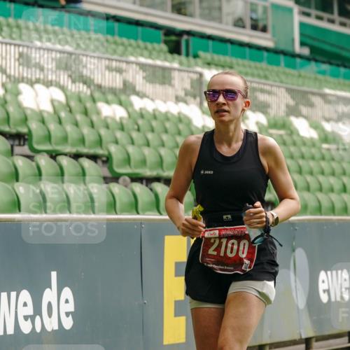 13.09.2026 - 21. swb-Marathon Bremen Michael Burmester http://msf.ph/oto/10433516 13.09.2026 12:33:20 Laufen im Stadion 299, 482, 525, 668, 943, 1020, 1126, 1212, 1507, 1606, 1629, 2072, 2100, 5428, 7741, 314, 520, 547, 719, 858, 934, 959, 1168, 1214, 1453, 5212, 6485 meine-sportfotos.de