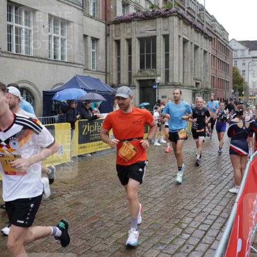 13.09.2026 - Kiel Lauf Yannick Fuchs http://msf.ph/oto/10433553 13.09.2026 11:42:54 Ziel 9569 meine-sportfotos.de
