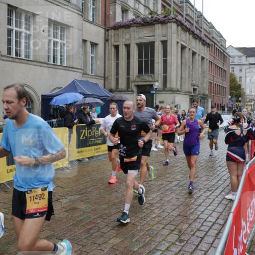 13.09.2026 - Kiel Lauf Yannick Fuchs http://msf.ph/oto/10433572 13.09.2026 11:42:56 Ziel 9569 meine-sportfotos.de