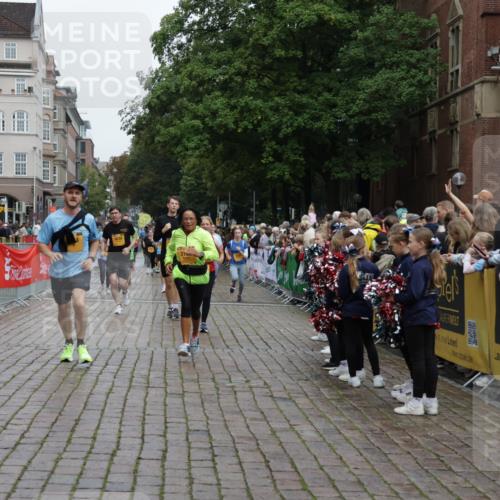 13.09.2026 - Kiel Lauf Yannick Fuchs http://msf.ph/oto/10433611 13.09.2026 09:47:26 Ziel 544, 591, 1324, 2870, 3192, 3629, 6072, 6575, 6639, 8231, 8540, 8777, 9634, 9936, 10555, 1235, 1402, 2587, 2718, 2759, 2779, 4238, 4940, 5167, 5217, 5351, 6074, 6207, 7461, 7731, 7921, 8524, 9091, 9141, 9385, 10009, 10076, 10224, 10301, 10731, 10742, 10744, 11862, 11964, 12622, 12635, 390, 466, 3373, 4011, 4103, 4400, 4479, 4480, 4952, 5517, 6078, 6696, 7767, 8503, 8833, 9528, 9697, 10789, 12099, 2527, 2718, 3808, 4087, 6638, 7190, 7446, 10322 meine-sportfotos.de